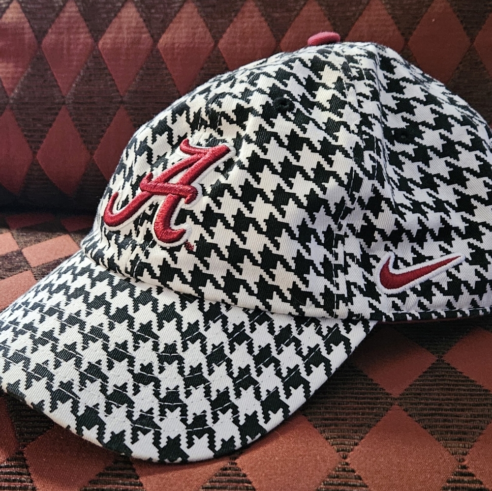 Nike Alabama Houndstooth Hat Cap